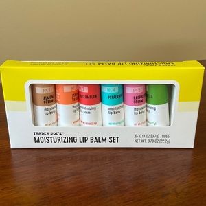 Trader Joe’s Moisturizing Lip Balm Set NIB